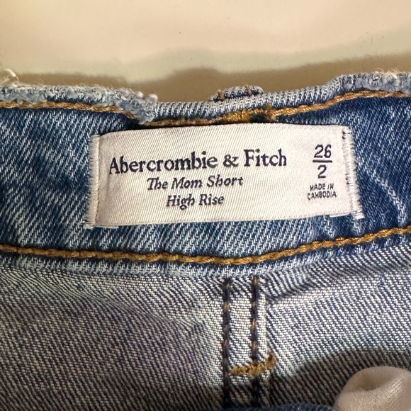 American Eagle Shorts - Picture 3 of 3